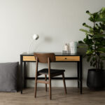 OAK VENEER WORKING DESK