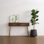 SIVAN Console Table
